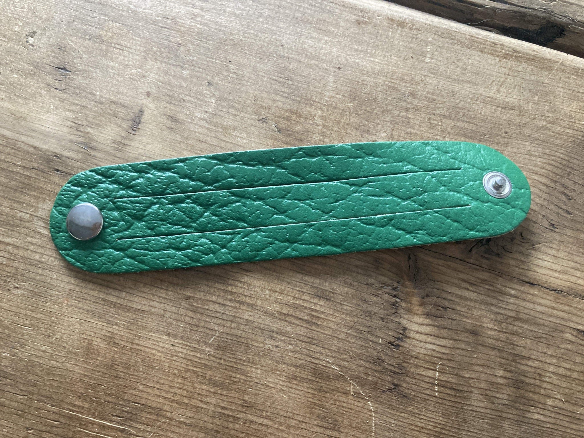 Scout Activity Packs | How to Magically Plait A Leather Scout Woggle A ...